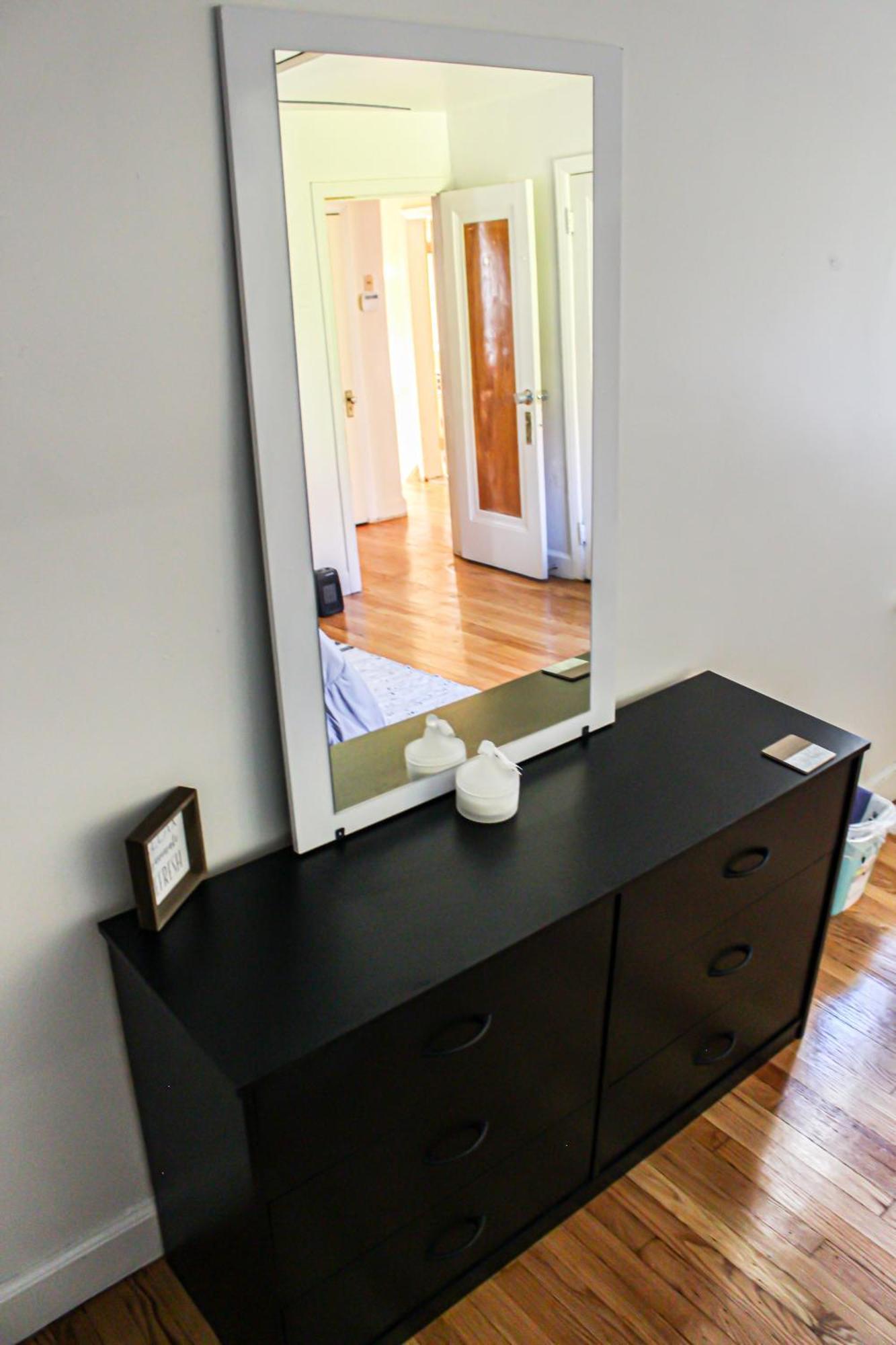 Master Bedroom In Home Away From Home Detroit Eksteriør billede